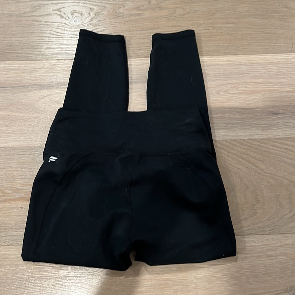 Fabletics capri size small - Picture 2 of 3